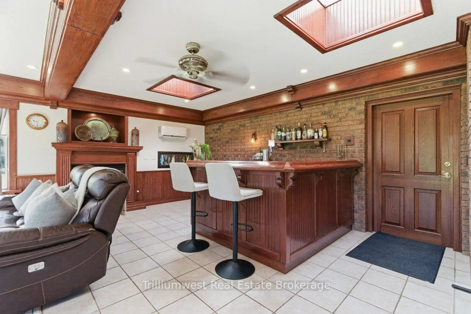 32 Sunset Drive photo 5