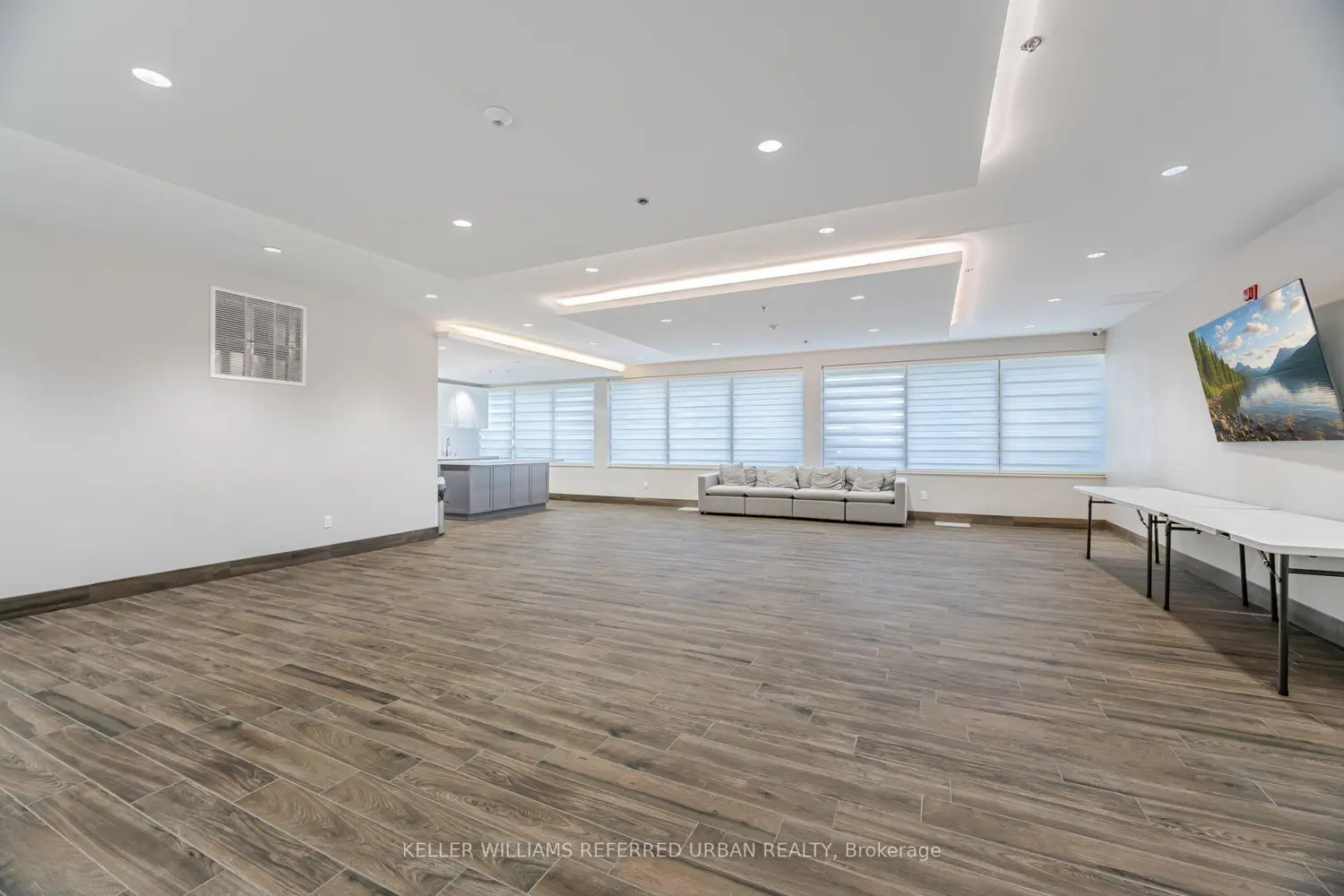 Additional image 10 of 715 Don Mills Road 2204