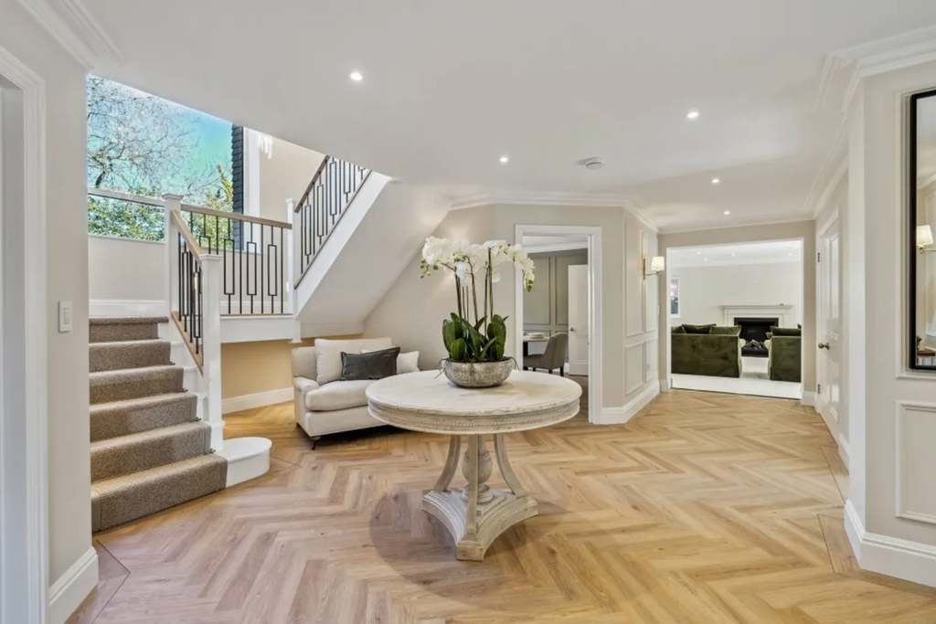 Additional image 9 of 5 bed detached house for saleHedgerley Lane, Buckinghamshire SL9