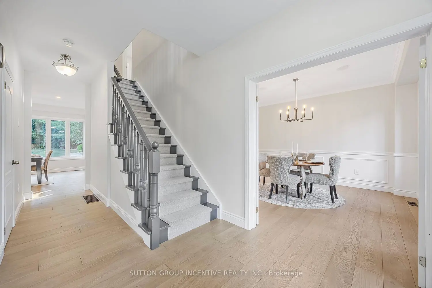 38 Lilac Lane photo 2