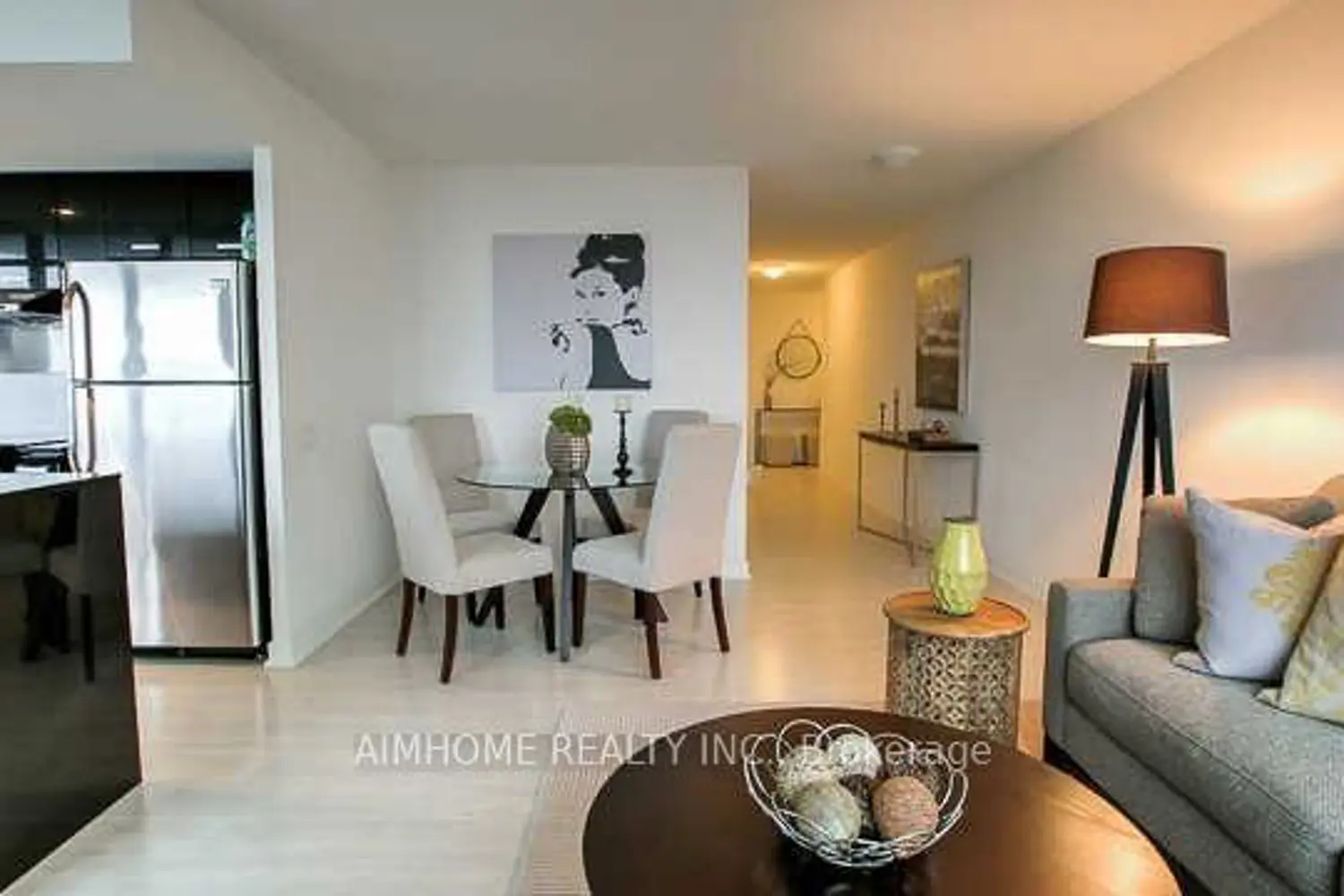 Additional image 6 of 19 Singer Court 921
