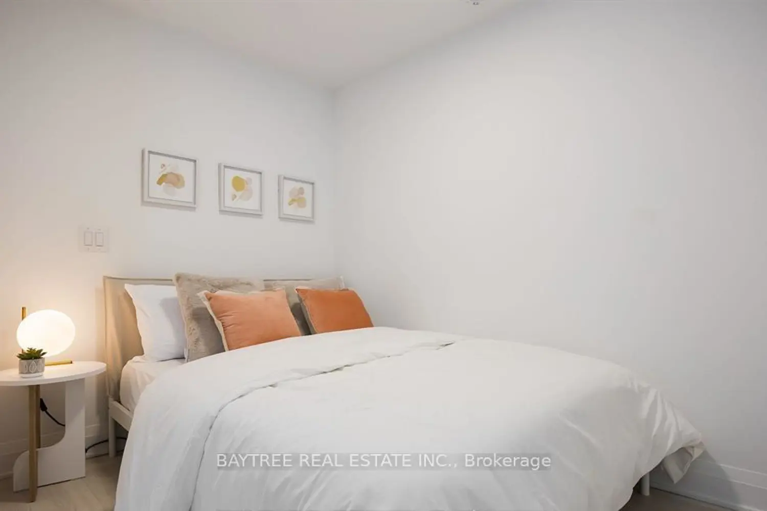 Additional image 7 of 181 Dundas Street 5612