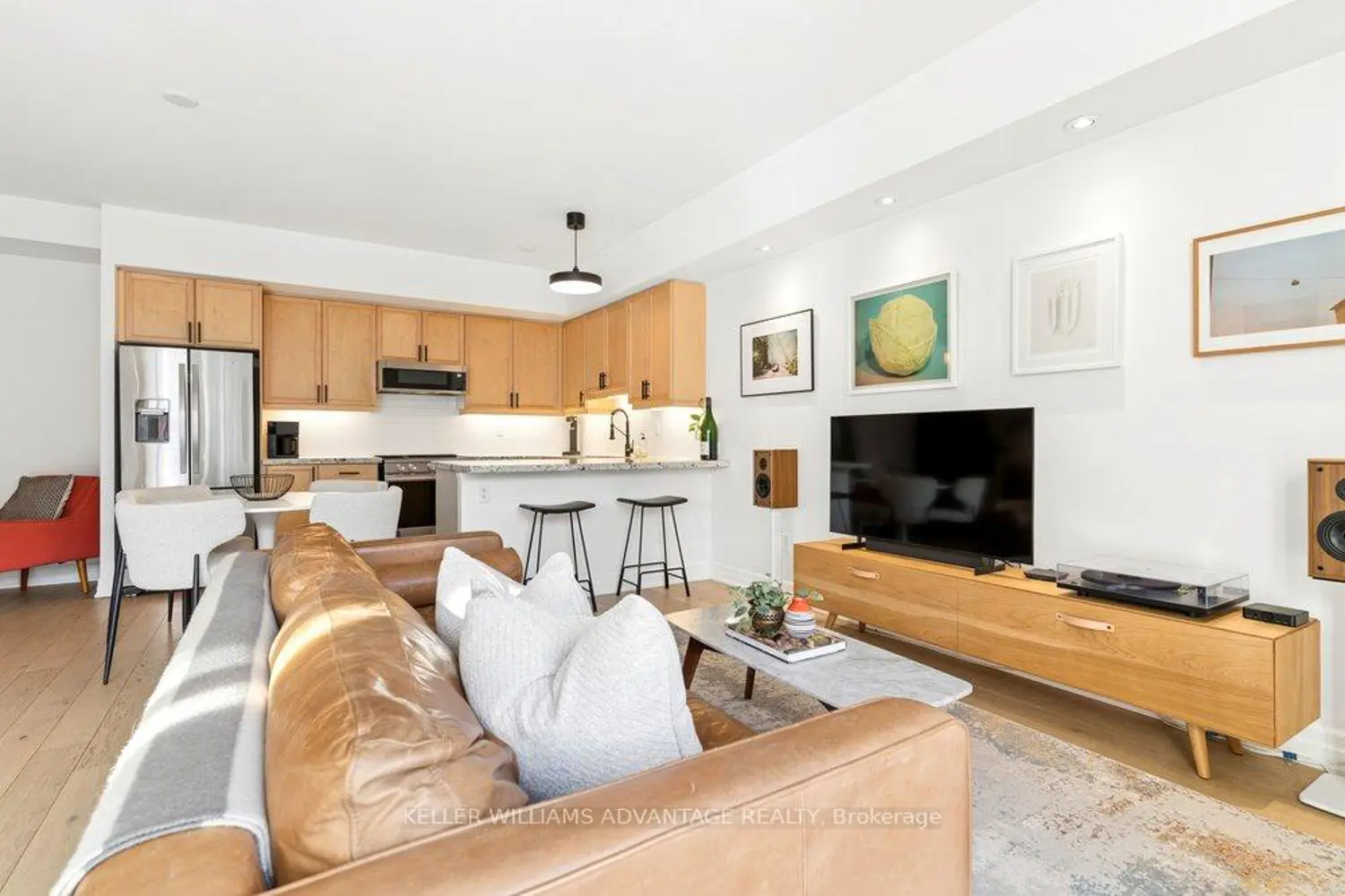 Additional image 10 of 57 Macaulay Avenue 402