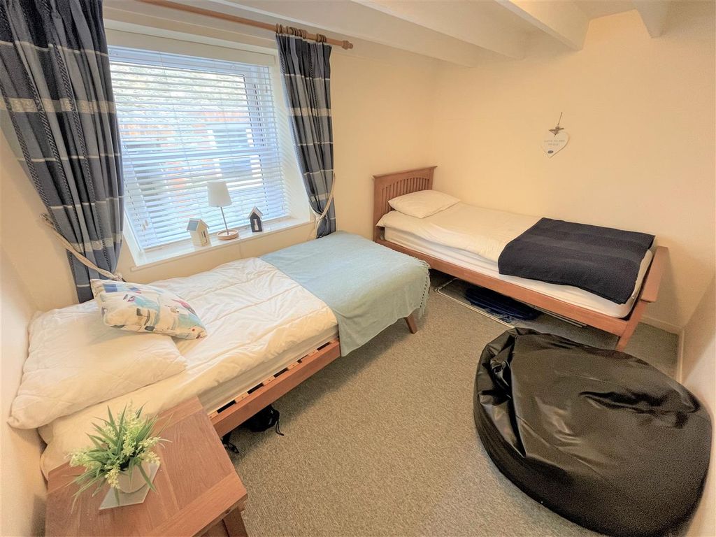 Additional image 8 of 2 bed flat for saleLostwithiel Street, Fowey PL23