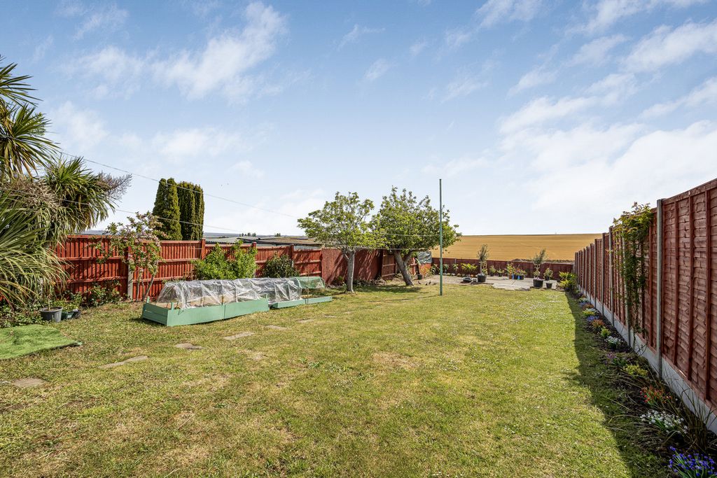 Additional image 2 of 3 bed detached house for saleThong Lane, Gravesend DA12