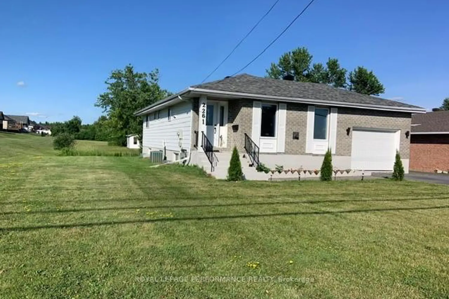 Additional image 2 of 2261 Pitt Street