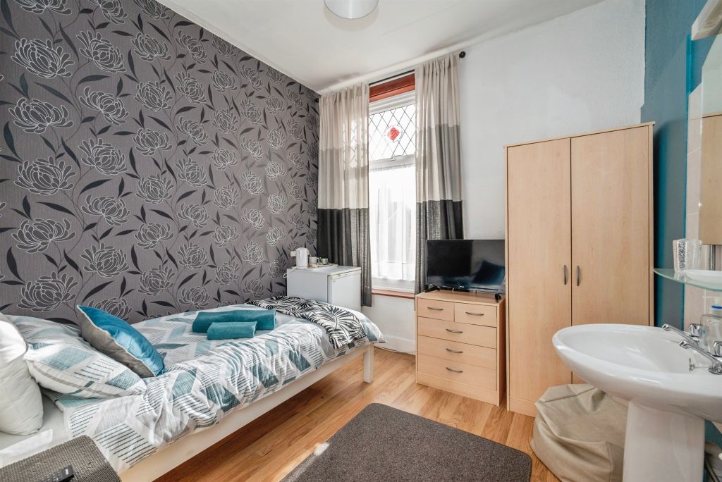 Additional image 10 of 10 bed terraced house for saleVictoria Road, Great Yarmouth NR30