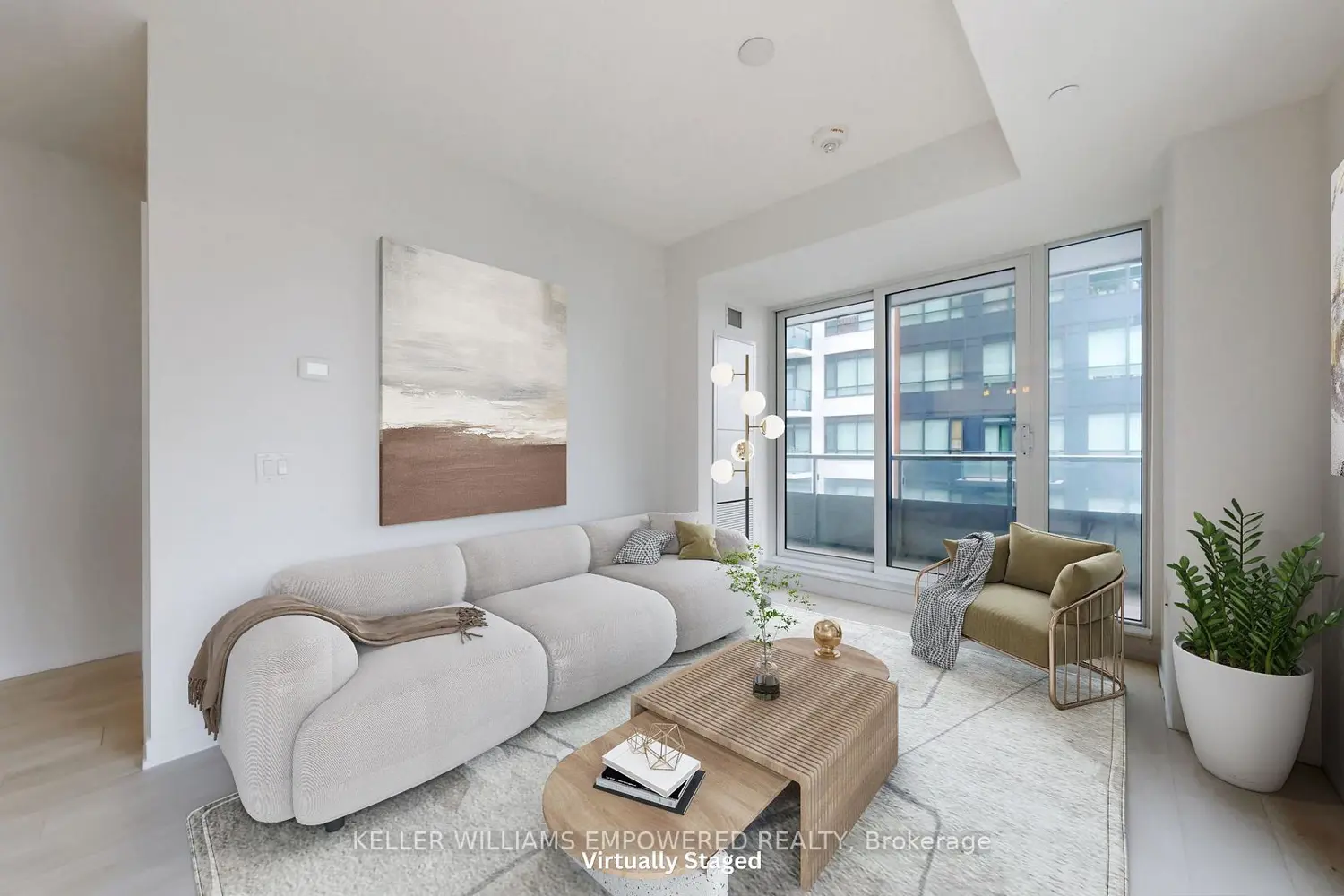 225 Sumach Street 911