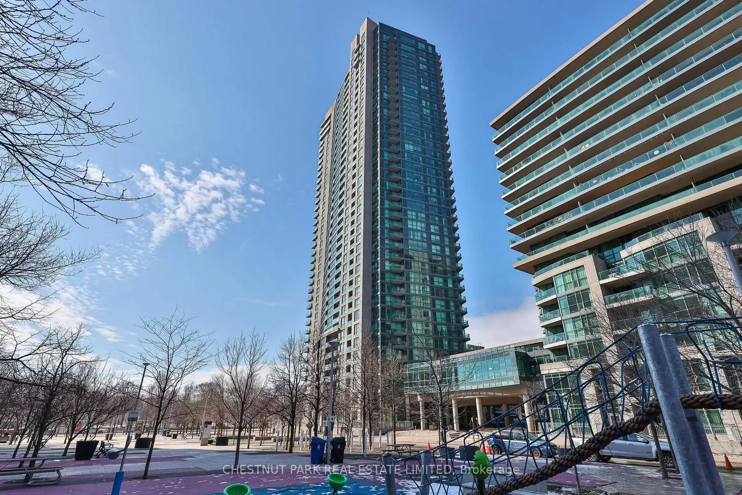 Additional image 16 of 215 Fort York Boulevard 808