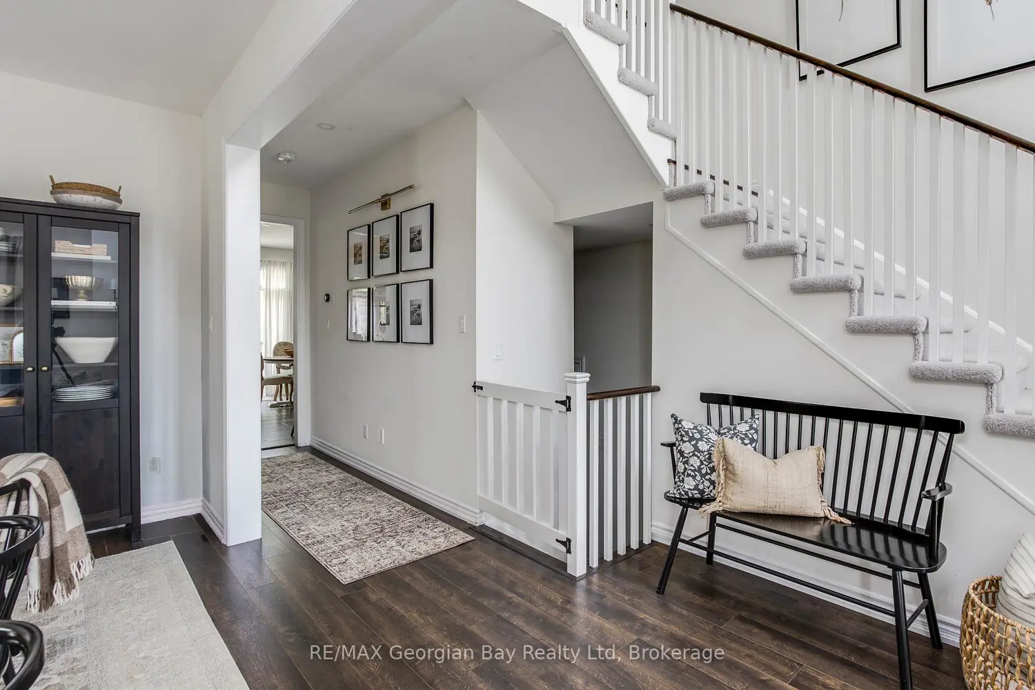 215 Roy Drive photo 4