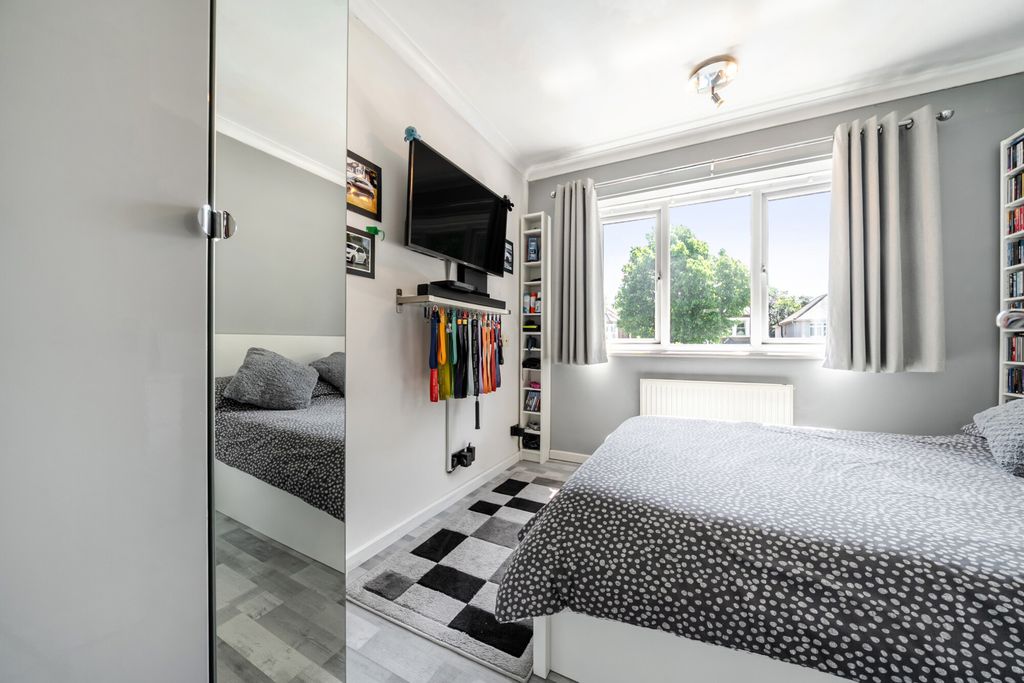 Additional image 10 of 3 bed detached house for saleAvenue Road, Erith DA8