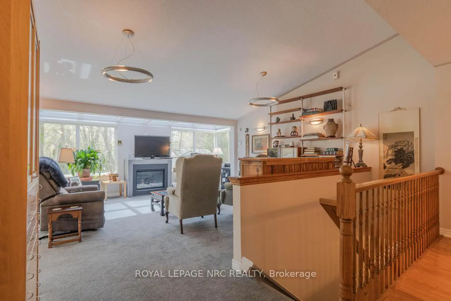 18 Harmony Drive photo 3
