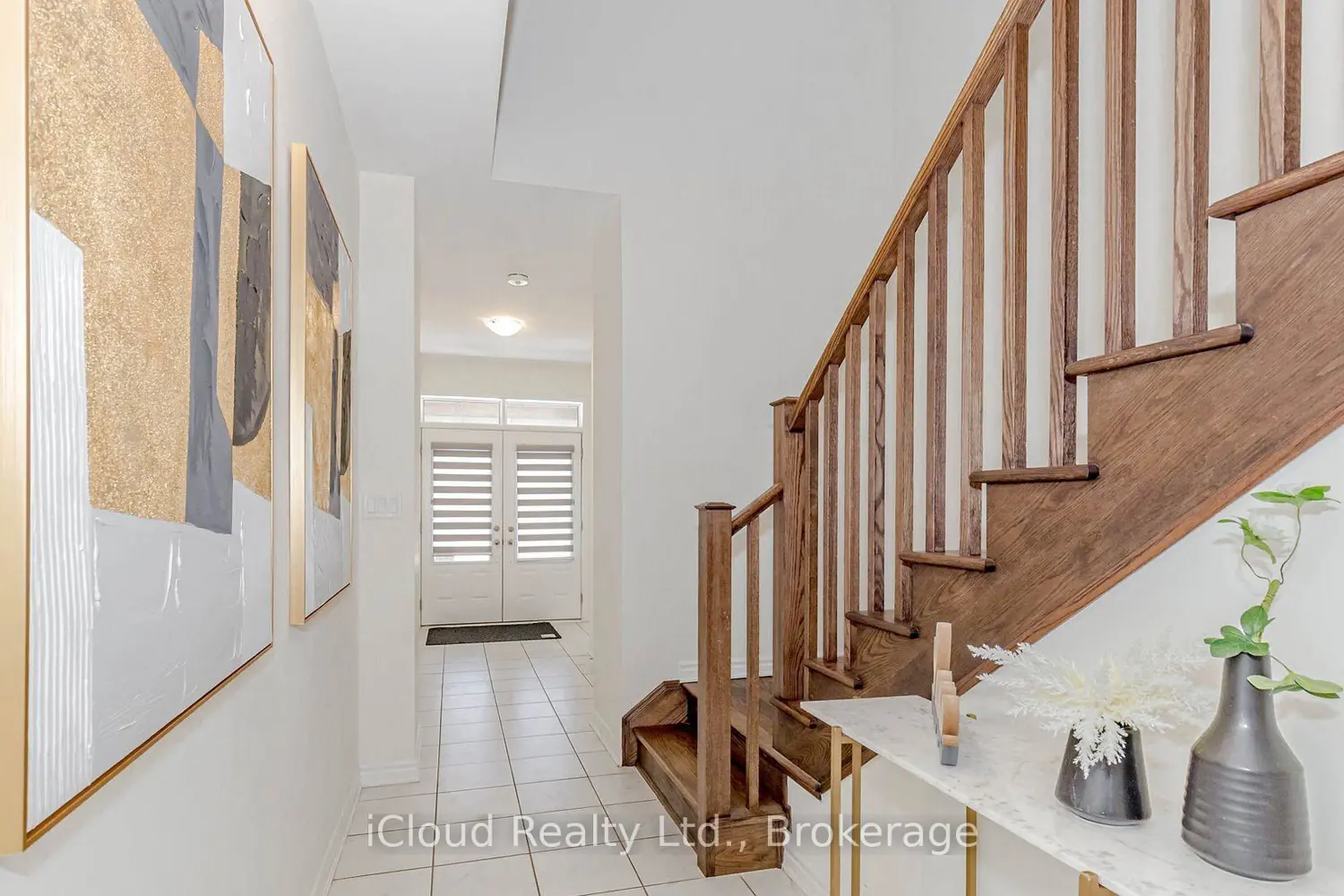 98 Eberly Woods Drive photo 4