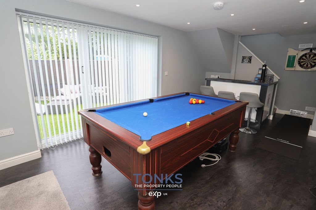 Additional image 8 of 5 bed detached house for saleCavalier Drive, Halesowen B63