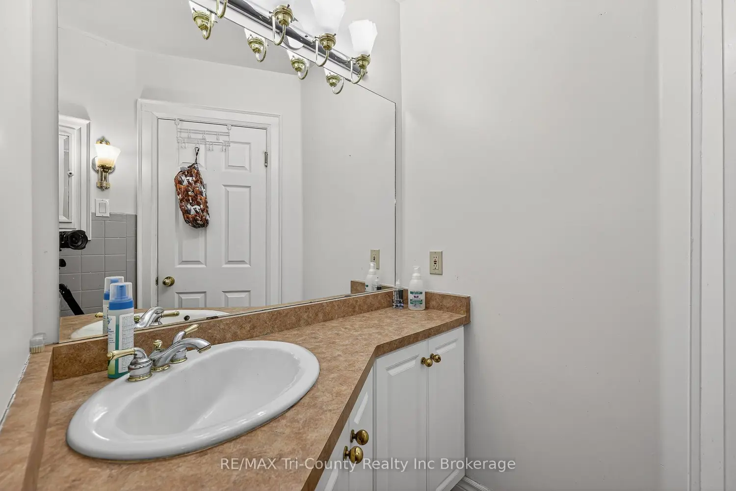 Additional image 6 of 9088 Culloden Road
