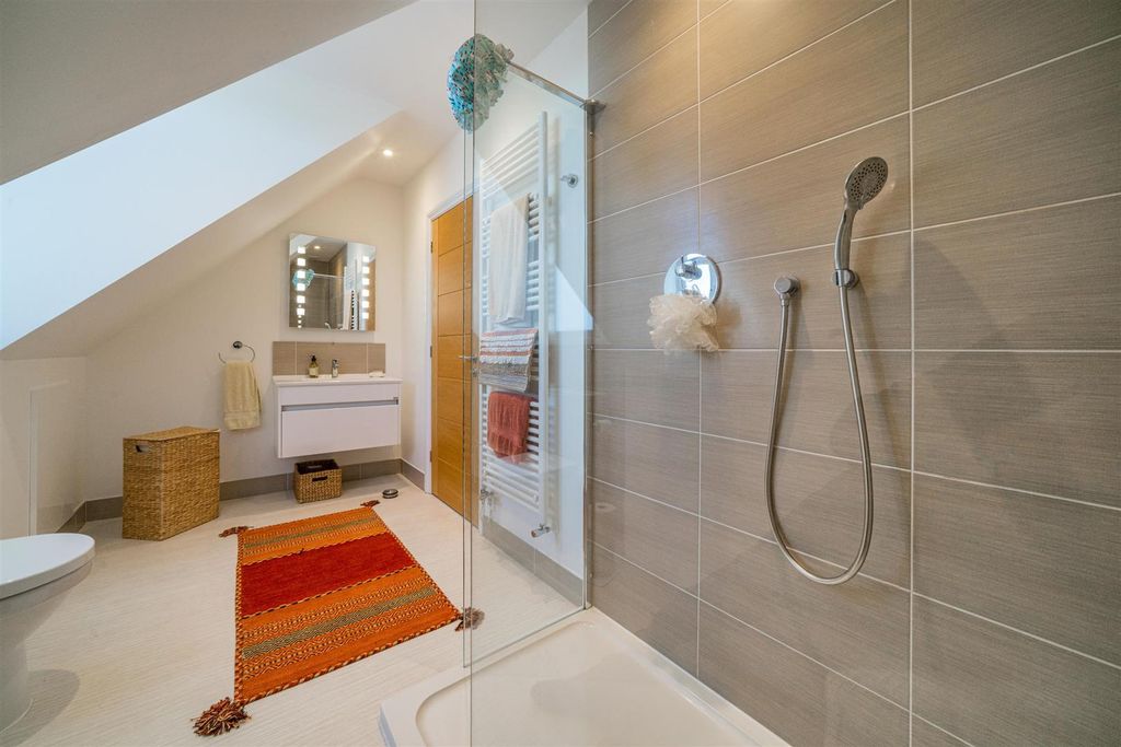 Additional image 14 of 4 bed detached house for saleFreshwater, Isle Of Wight PO40