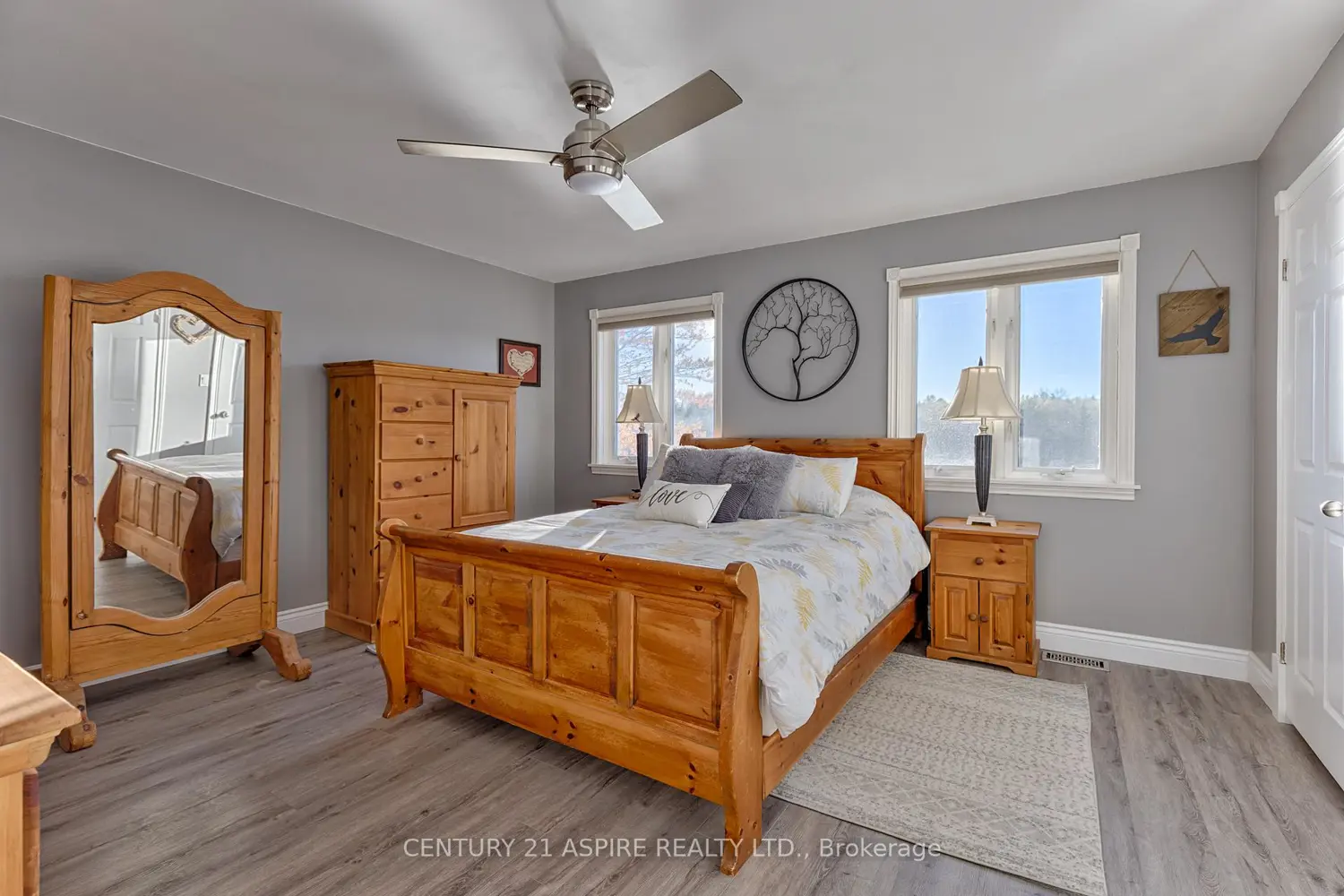 284 Rantz Road photo 5