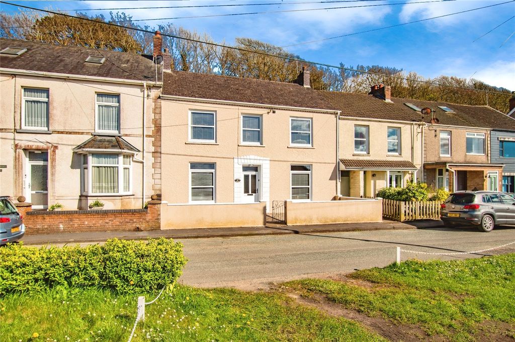 4 bed detached house for saleBrigstocke Terrace, Ferryside, Carmarthenshire SA17