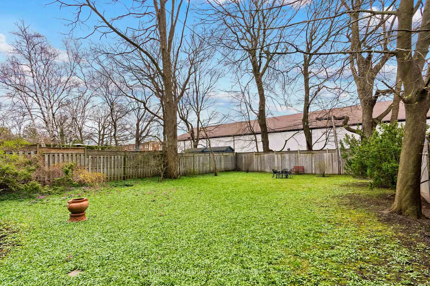 Additional image 3 of 147 Farnham Avenue