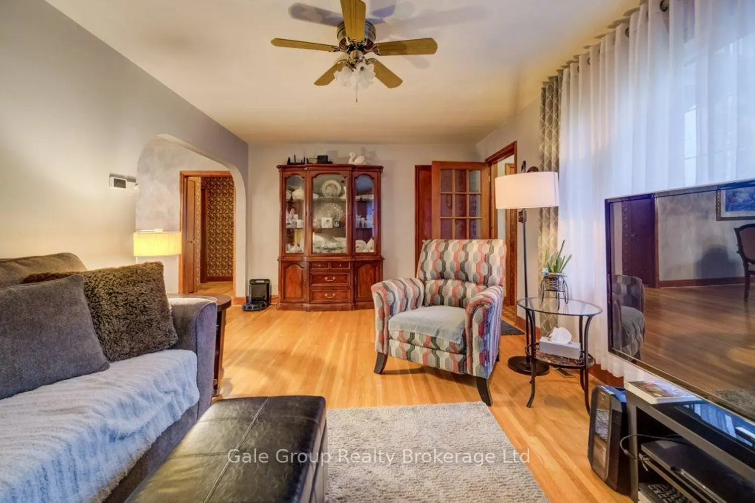 Additional image 9 of 694 Glencairn Avenue