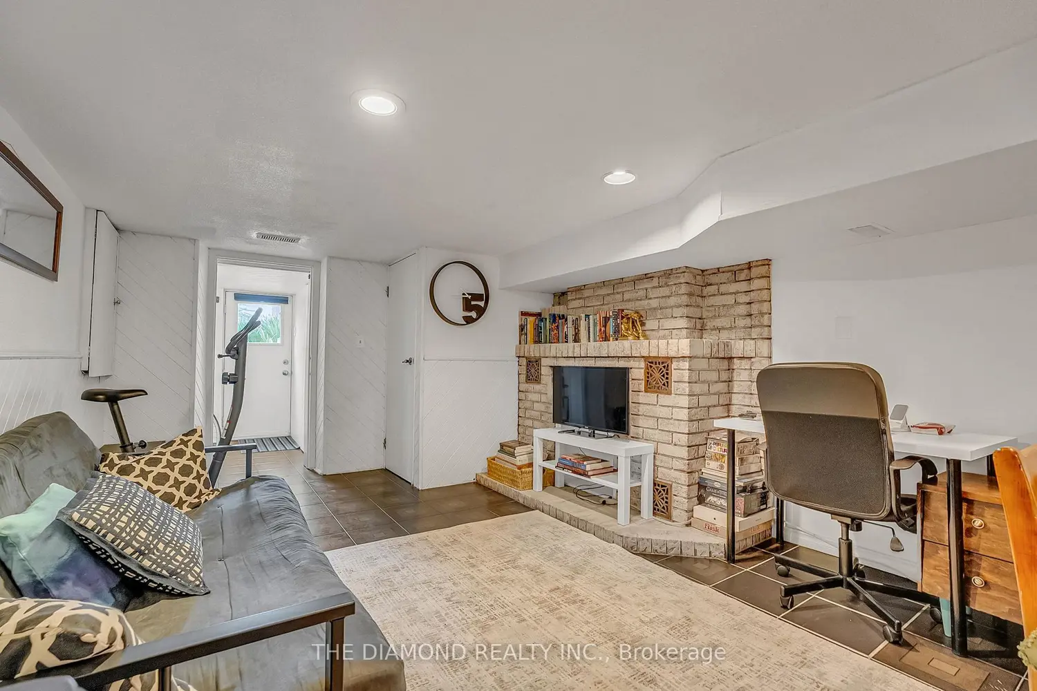 Additional image 15 of 129 Earlscourt Avenue