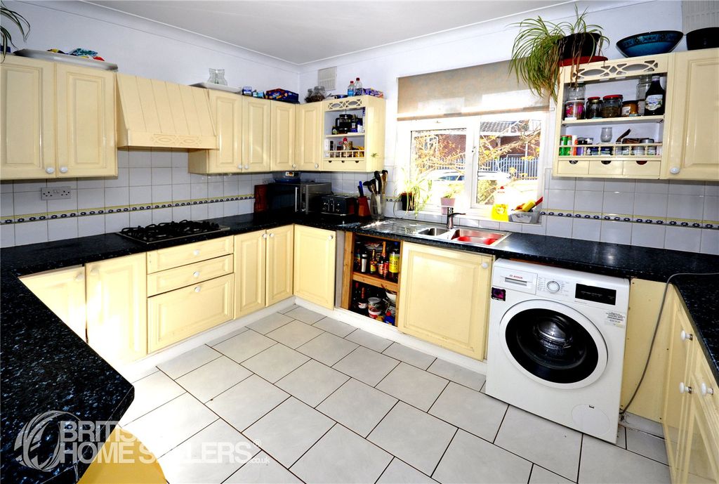 Additional image 7 of 4 bed semi-detached house for saleHind Crescent, Erith DA8