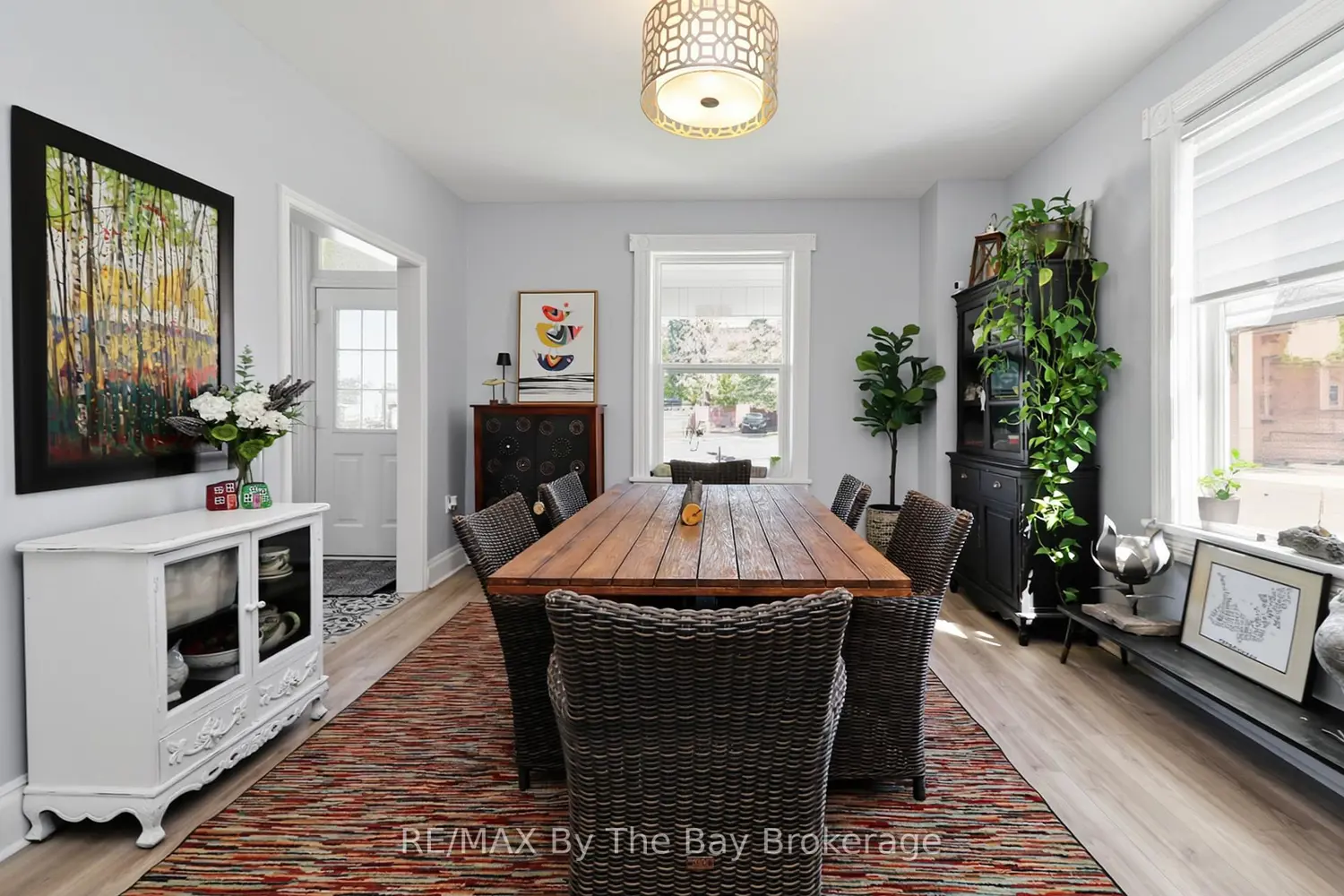87 Queen Street photo 4