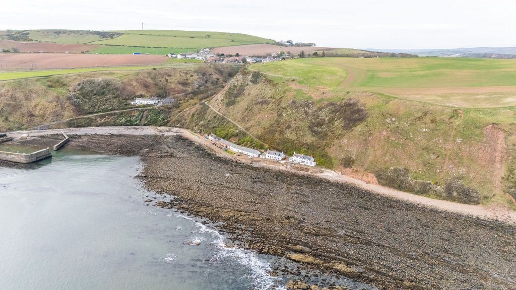 Additional image 42 of 3 bed terraced house for sale9-10 Partanhall, Burnmouth, Eyemouth TD14
