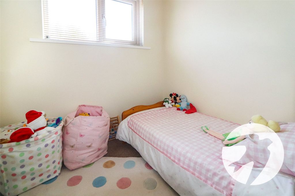 Additional image 13 of 4 bed end terrace house for saleConiston Close, Erith DA8