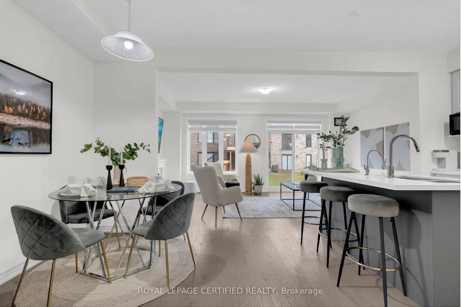 66 Grassbourne Avenue photo 5