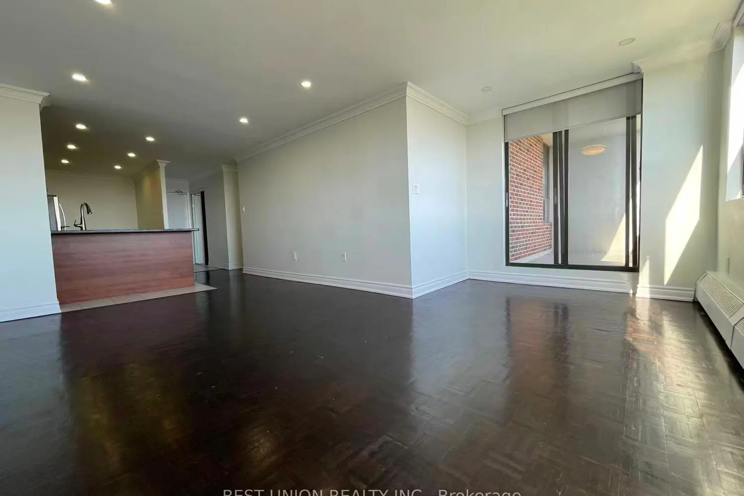 Additional image 7 of 45 Sunrise Avenue 1705