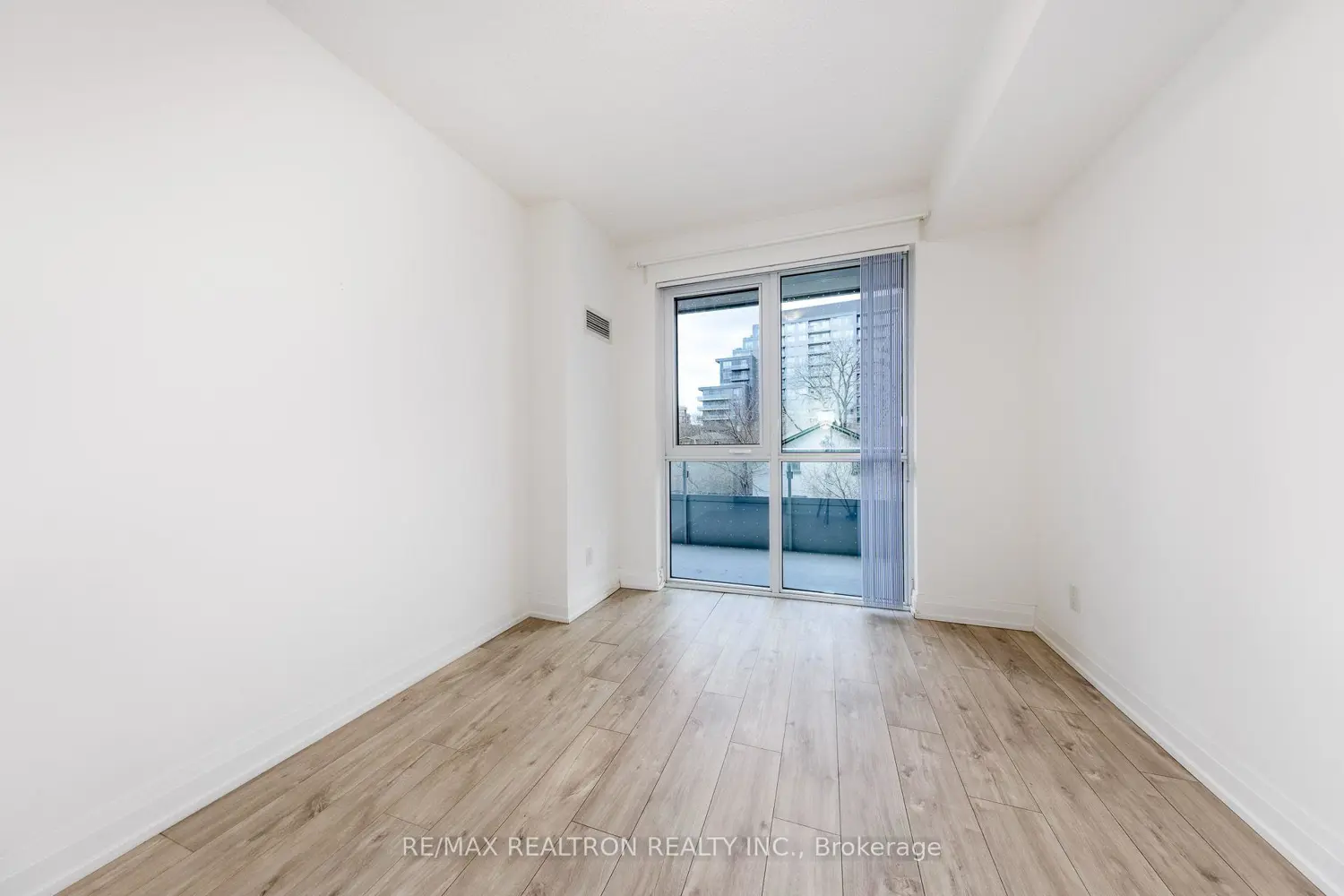 Additional image 6 of 591 Sheppard Avenue 310