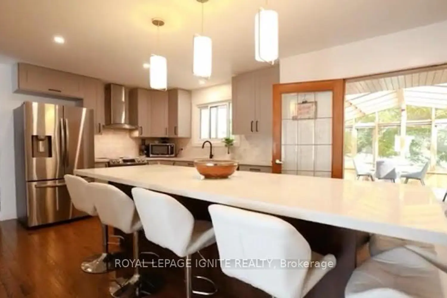 229 Liberty Street photo 2