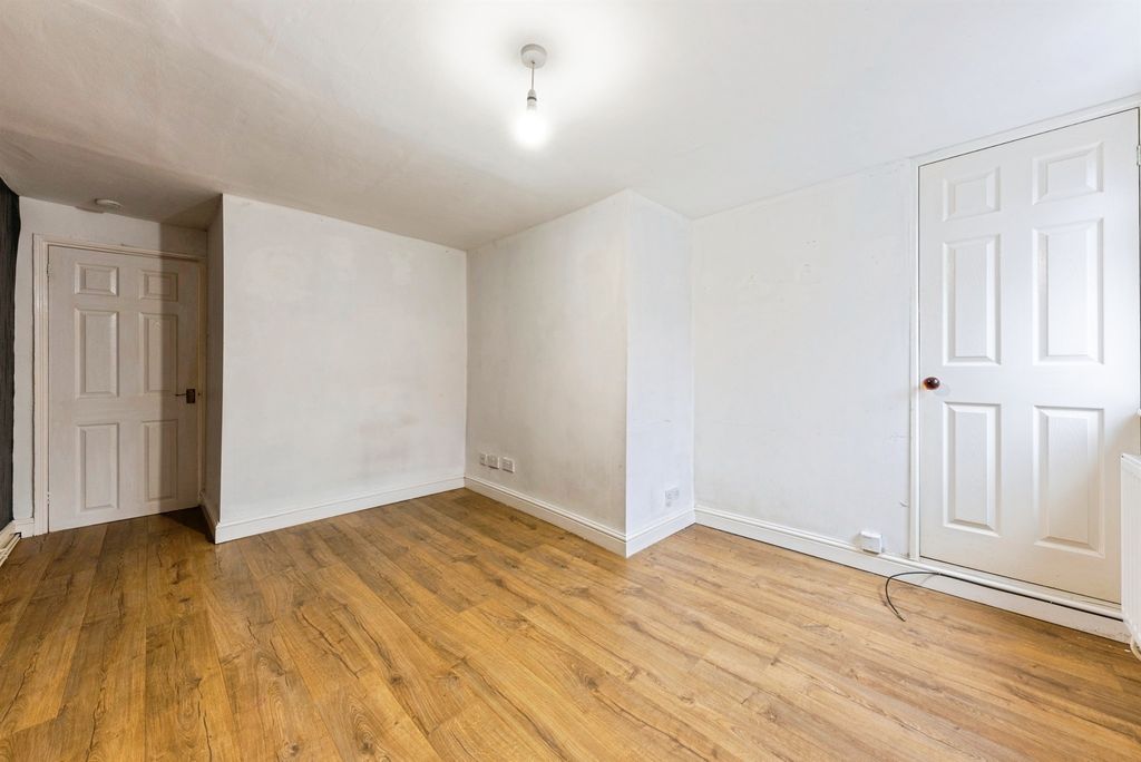 Additional image 16 of 1 bed flat for saleOxford Street, Grantham NG31