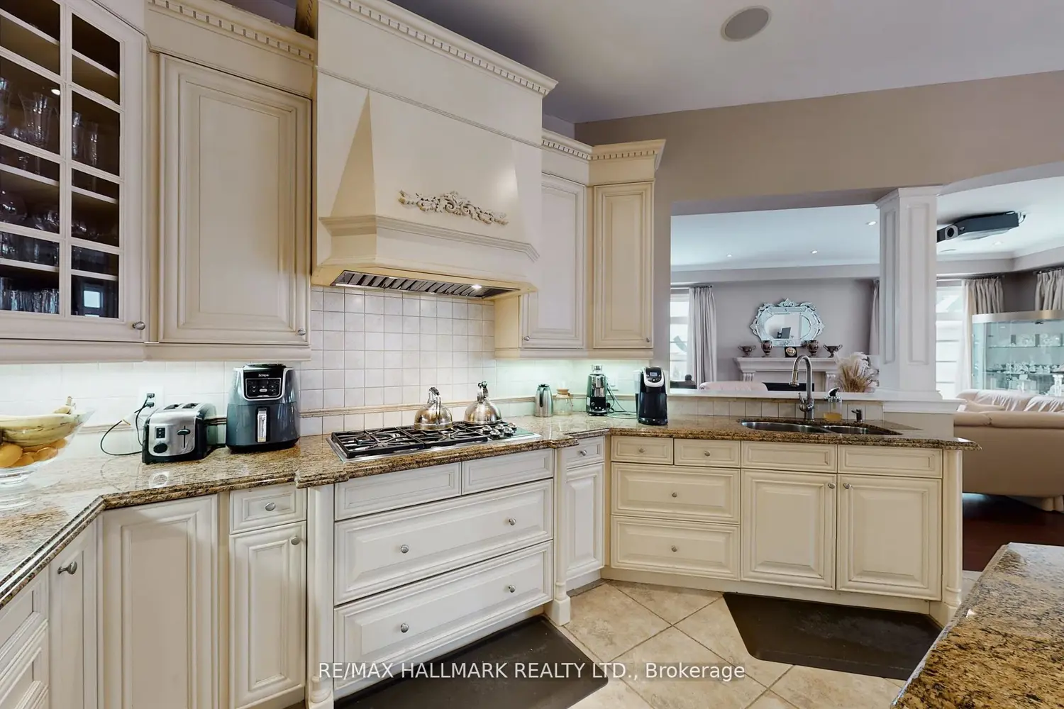 Additional image 9 of 123 Carisbrooke Circle
