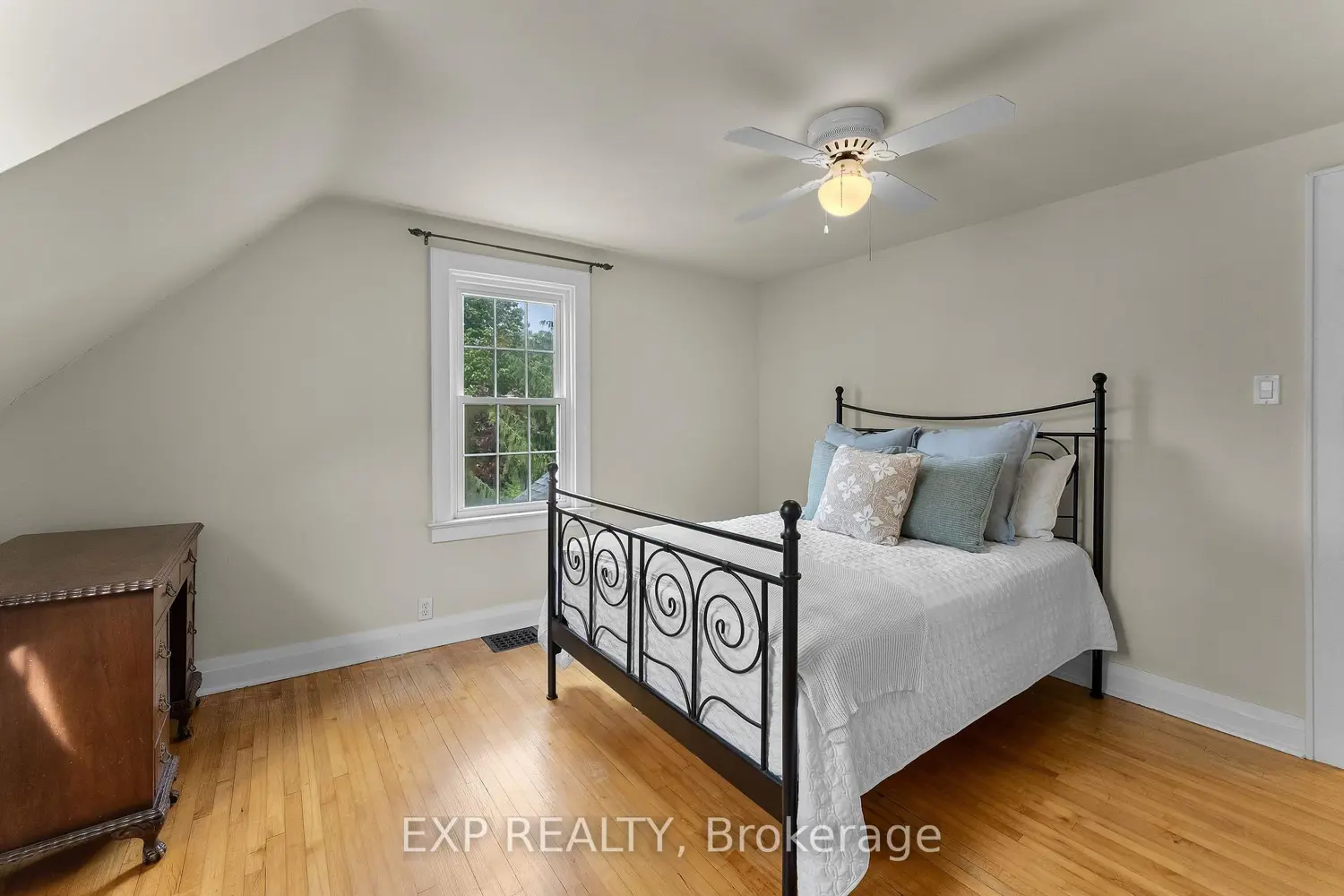 Additional image 7 of 7009 High Street