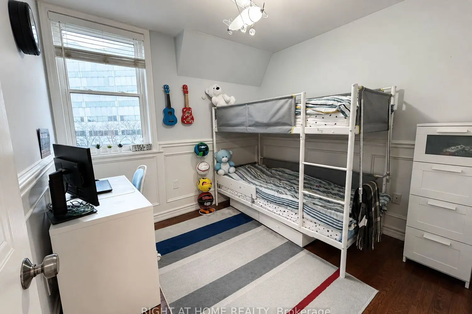 Additional image 9 of 760 Lawrence Avenue 221