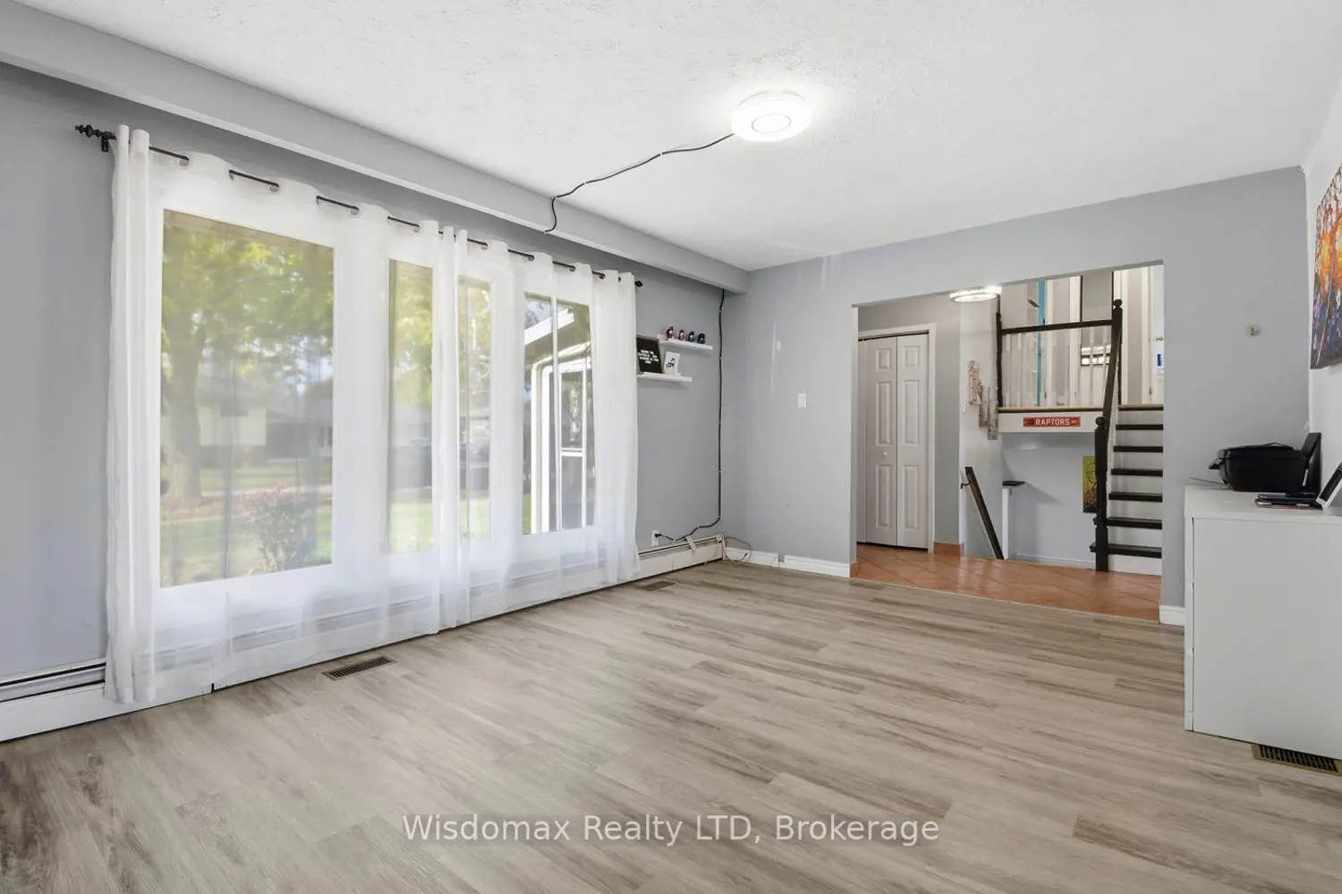 Additional image 4 of 3384 Baker Crescent