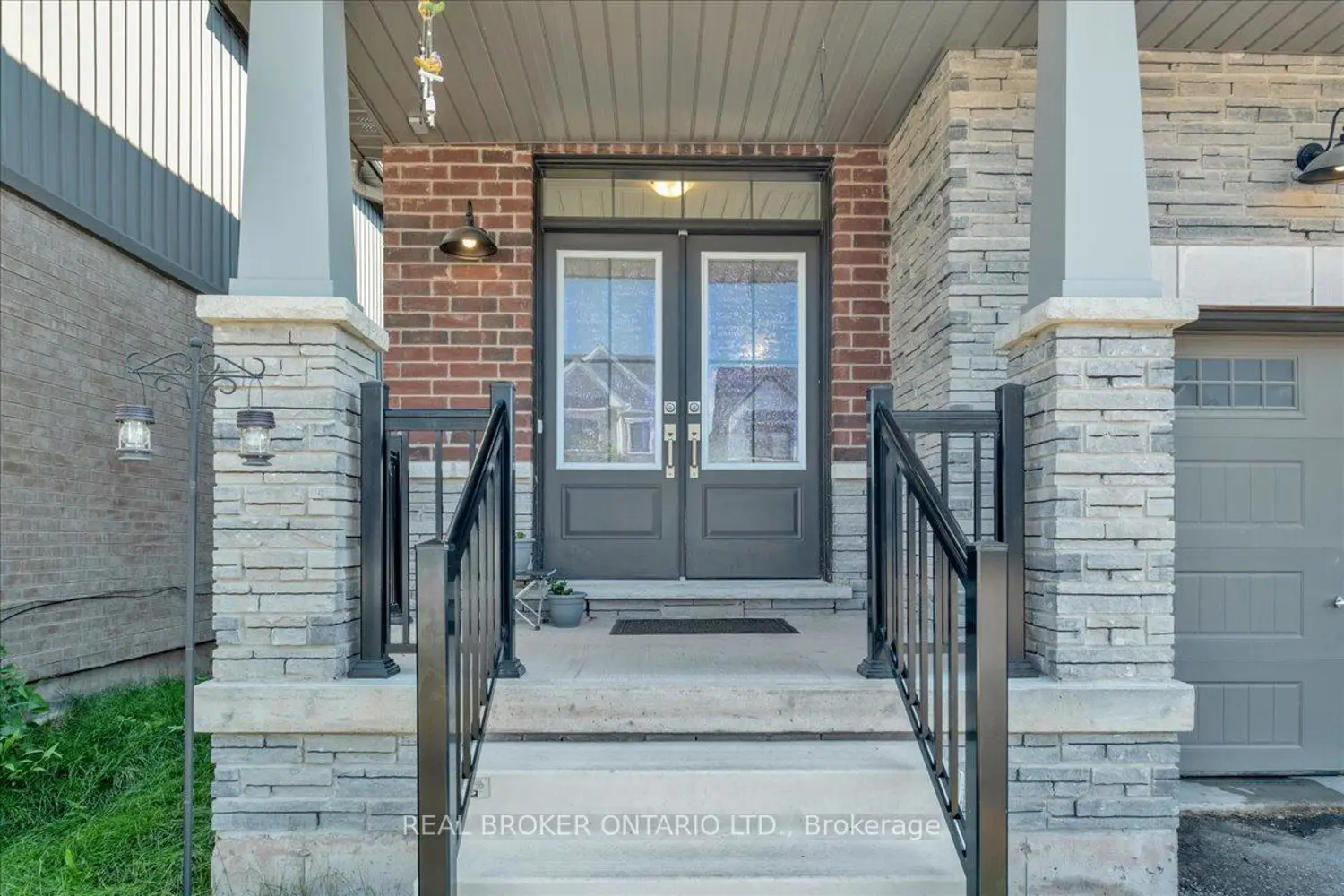 73 Stern Drive photo 2