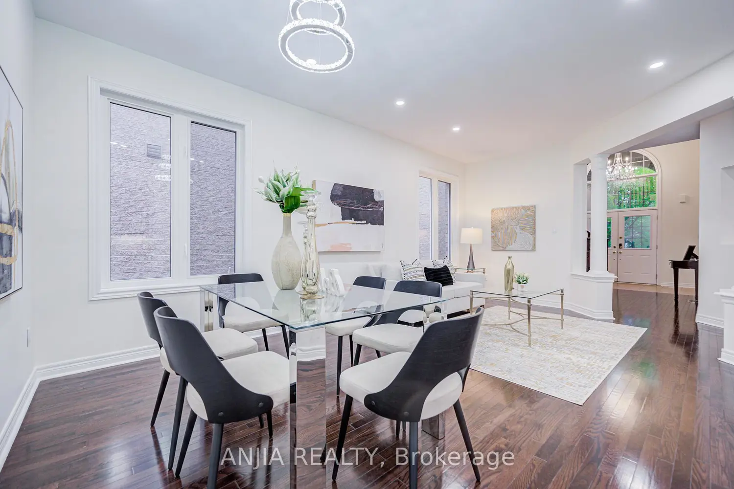 186 Ascalon Drive photo 5
