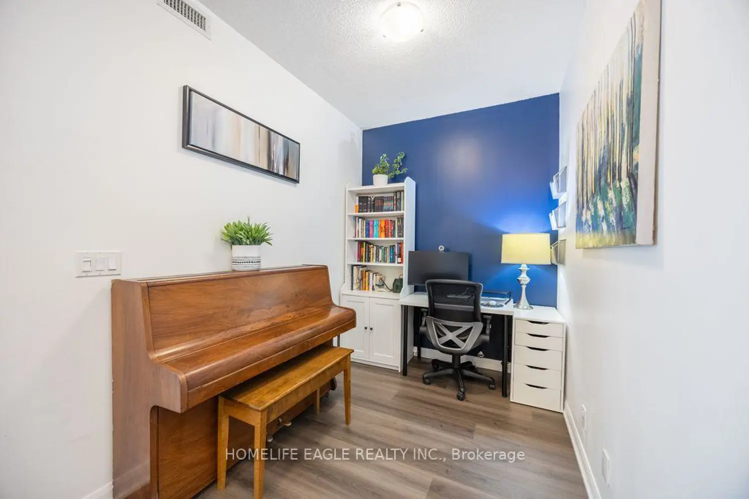 Additional image 5 of 500 Sherbourne Street 606