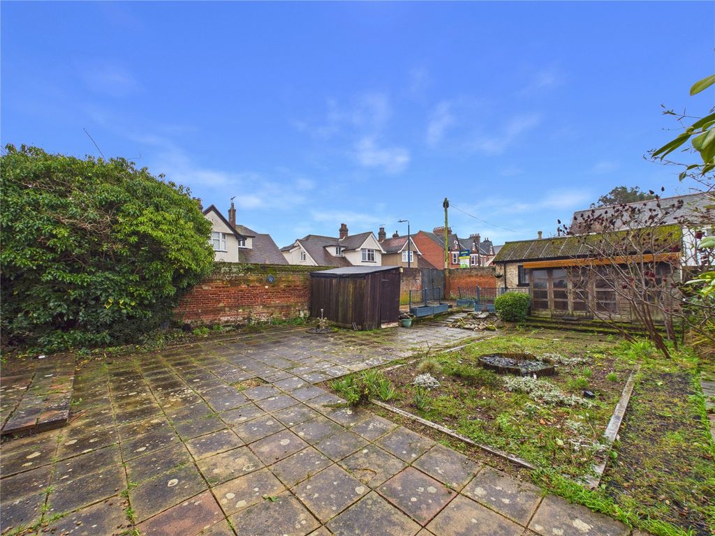 Additional image 6 of 4 bed detached house for salePrinces Road, Felixstowe, Suffolk IP11