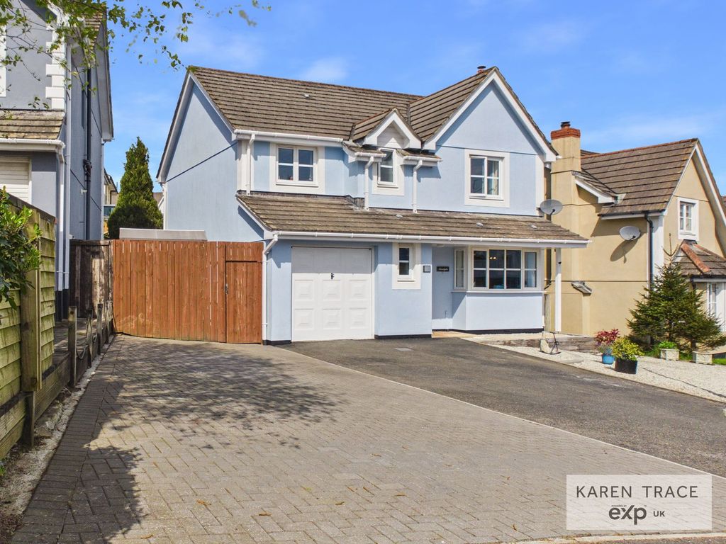 4 bed detached house for saleHill Hay Close, Fowey PL23