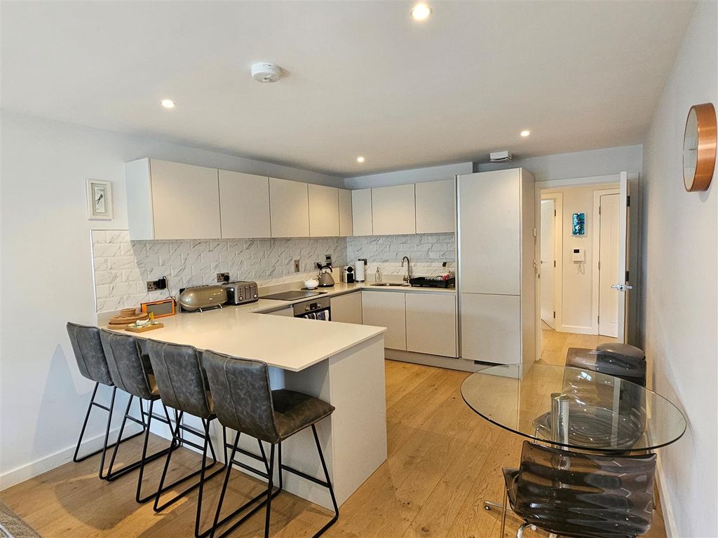 Additional image 3 of 2 bed flat for saleStation Road, Fowey PL23