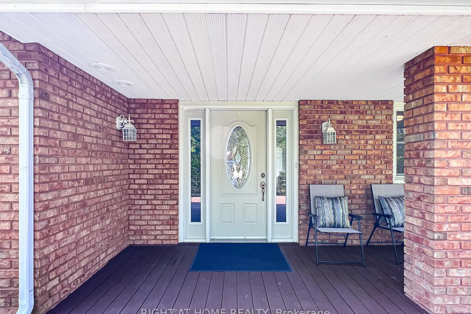 919 Jamieson Road photo 3