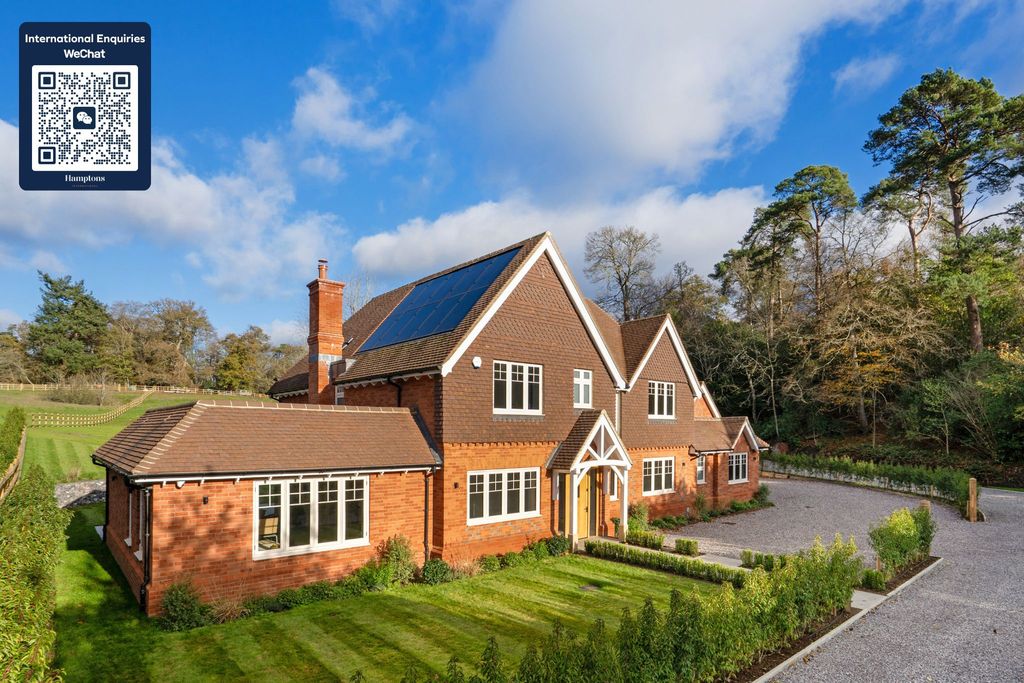 6 bed detached house for saleArkell Lane, Farnham GU10