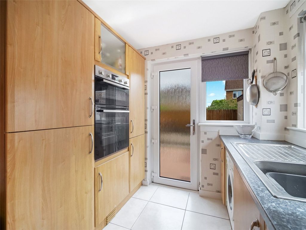 Additional image 7 of 3 bed semi-detached house for saleColonsay Place, Kilmarnock, East Ayrshire KA3