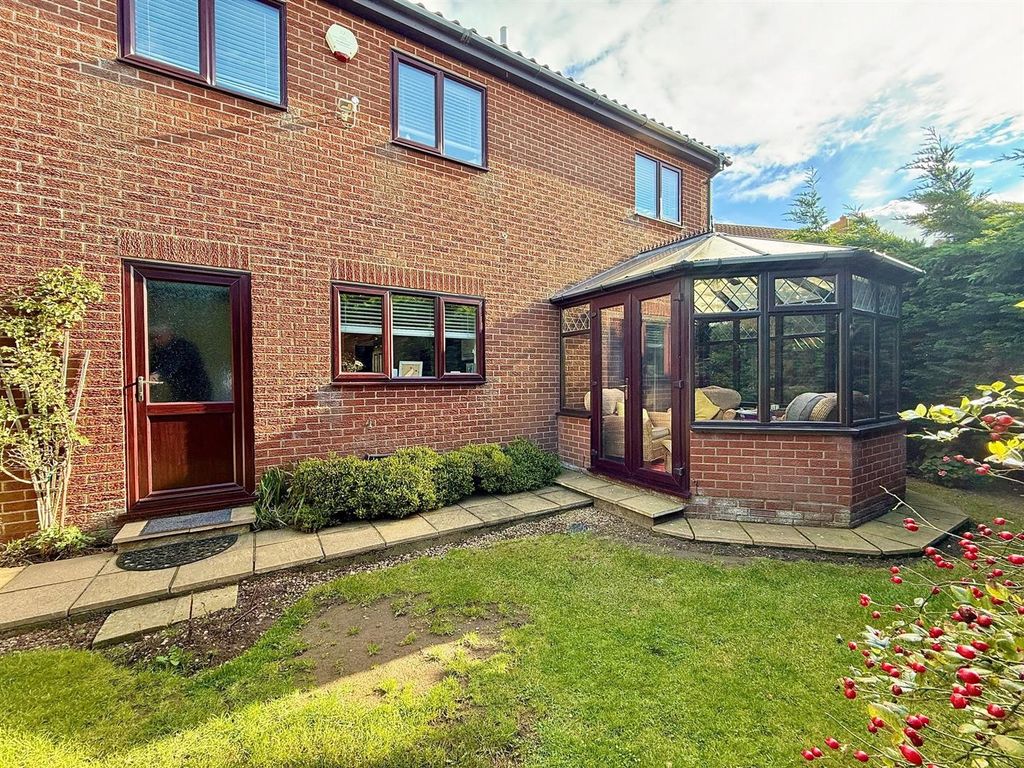 Additional image 8 of 4 bed detached house for saleRiver Walk, Great Yarmouth NR30