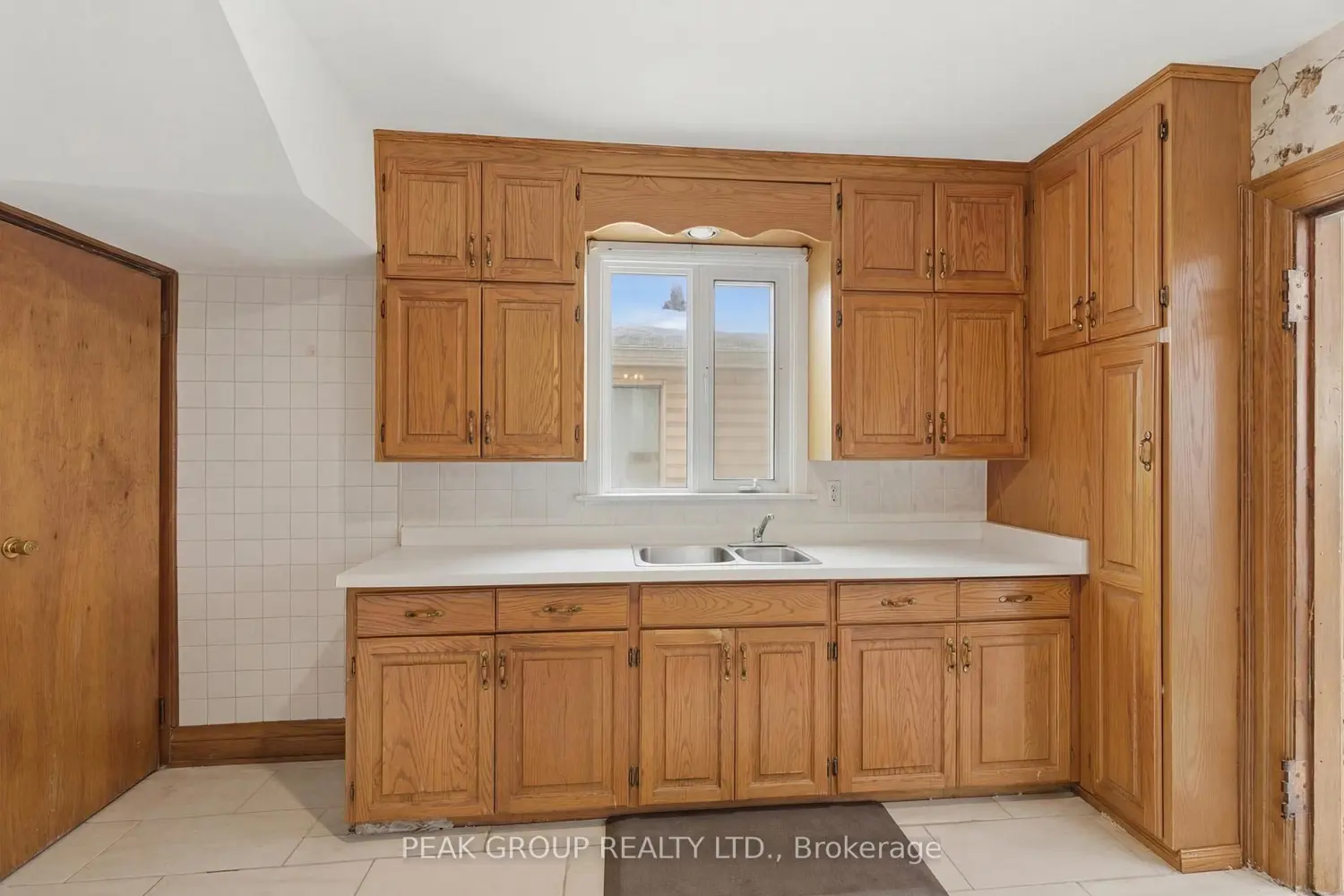 Additional image 10 of 6289 Ker Street