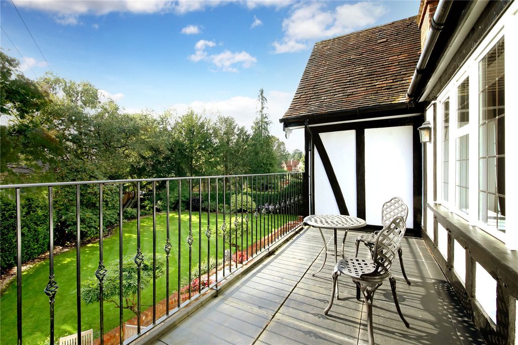 Additional image 13 of 6 bed detached house for saleManor Lane, Gerrards Cross, Buckinghamshire SL9